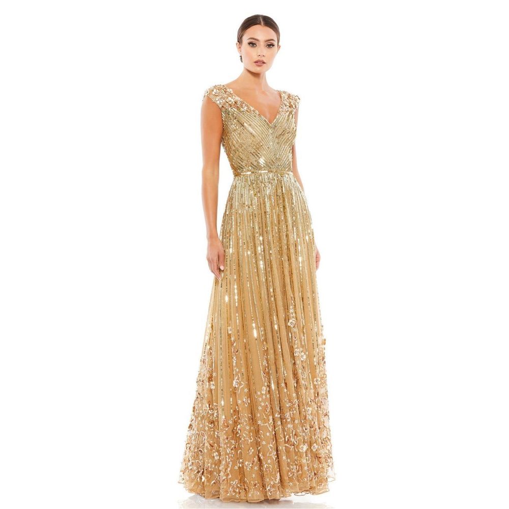 MAC DUGGAL SEQUIN & FLORAL EMBELLISHED EVENING GOWN